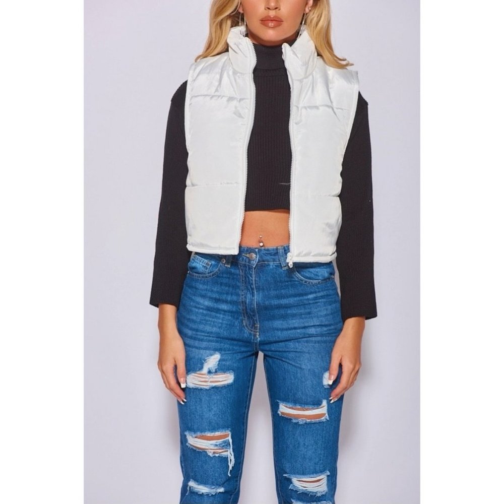 White Sleeveless Cropped Padded Vest Jacket Gilet - Picture 9 of 13